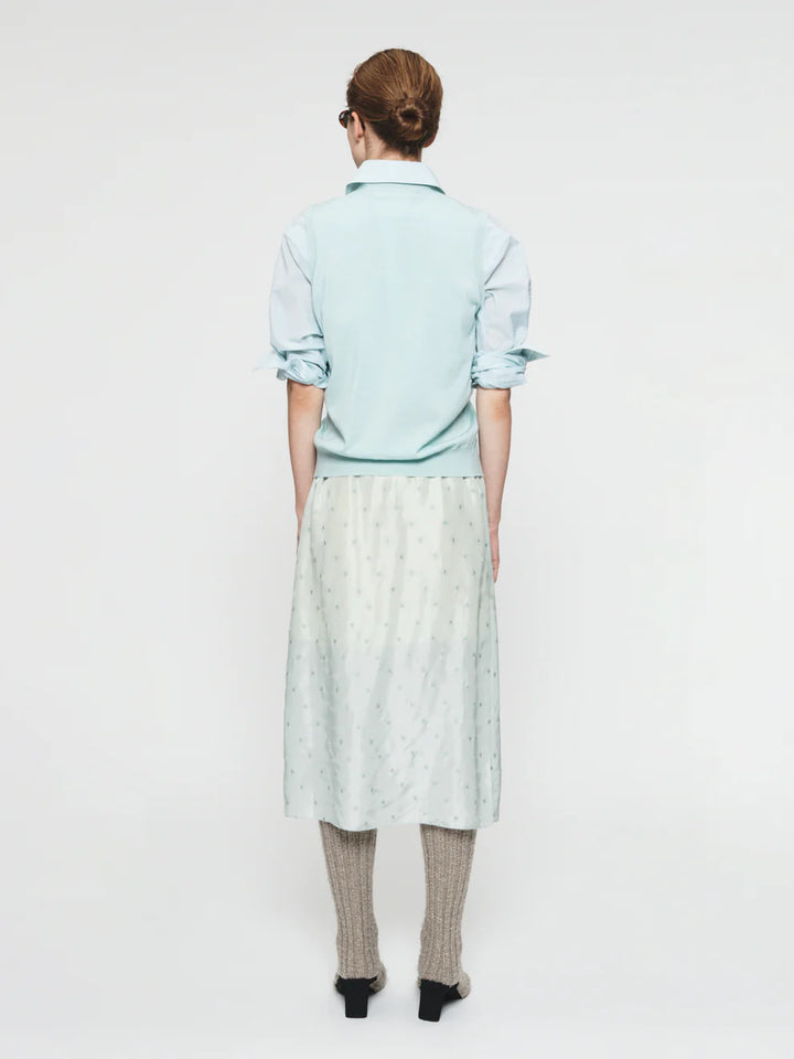 6397 BUTTON VEST