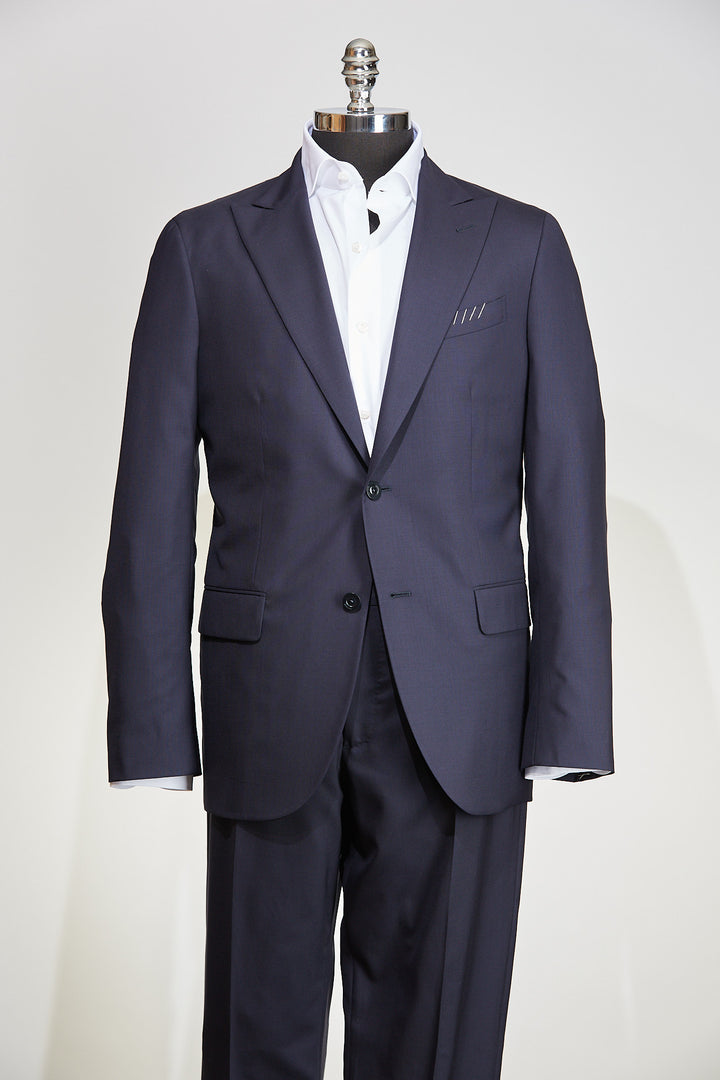 Boglioli Navy Peak Lapel Wool Suit