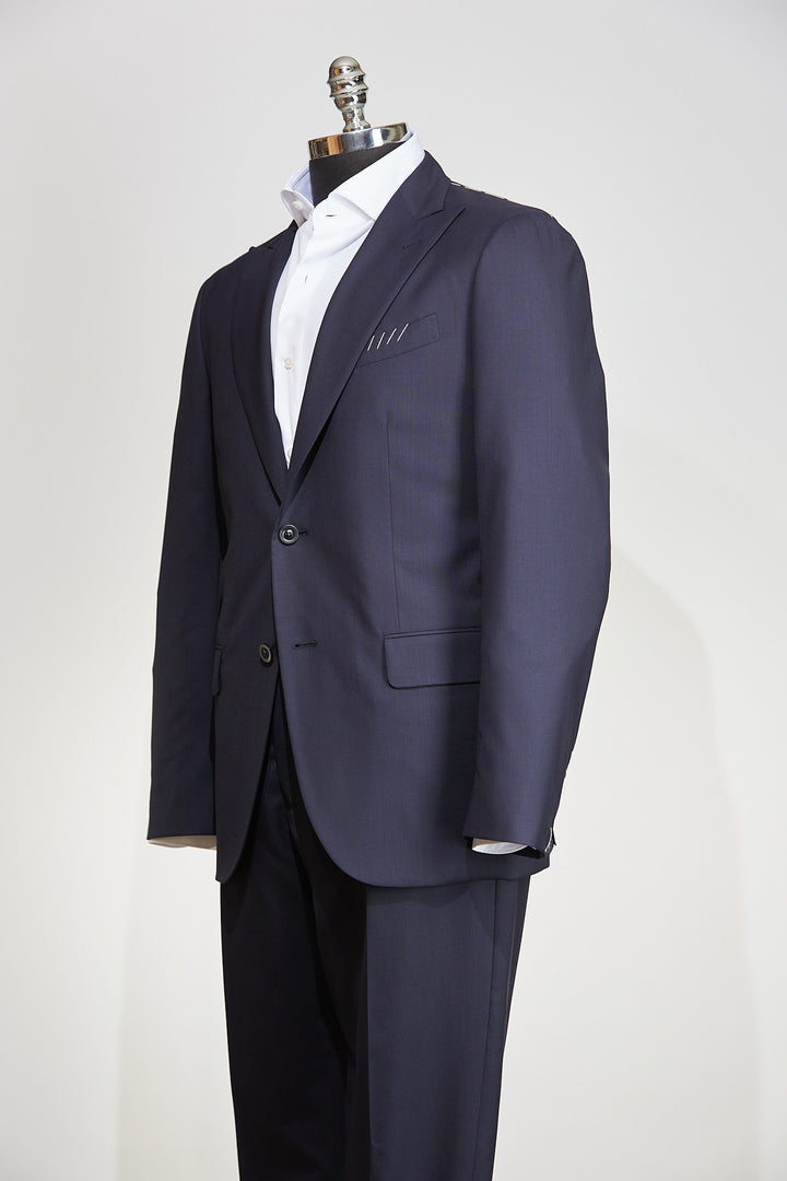Boglioli Navy Peak Lapel Wool Suit