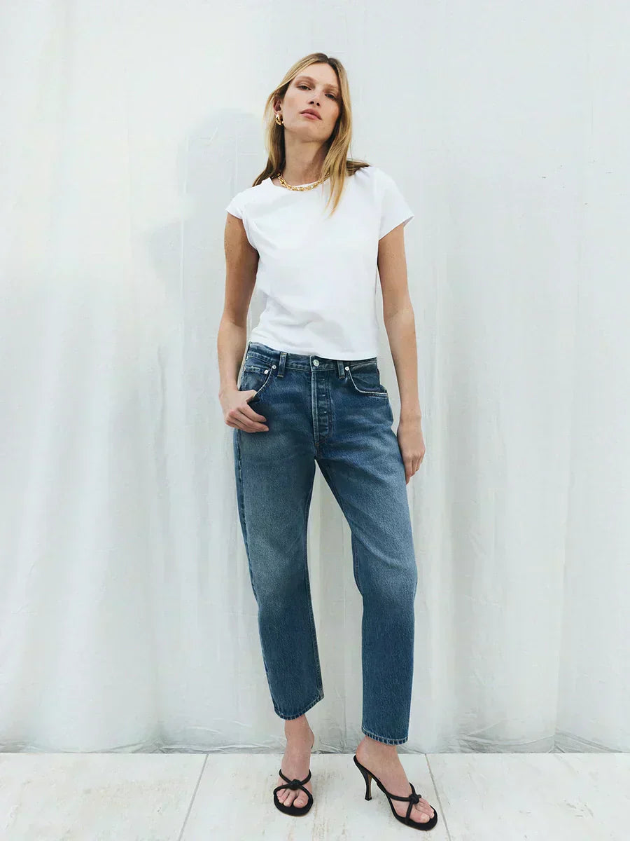 How to Make a T-Shirt and Jeans Look Effortless but Stylish