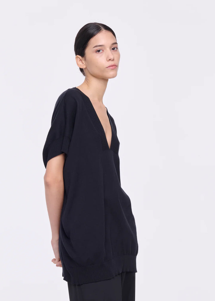 PLAN C V NECK TOP