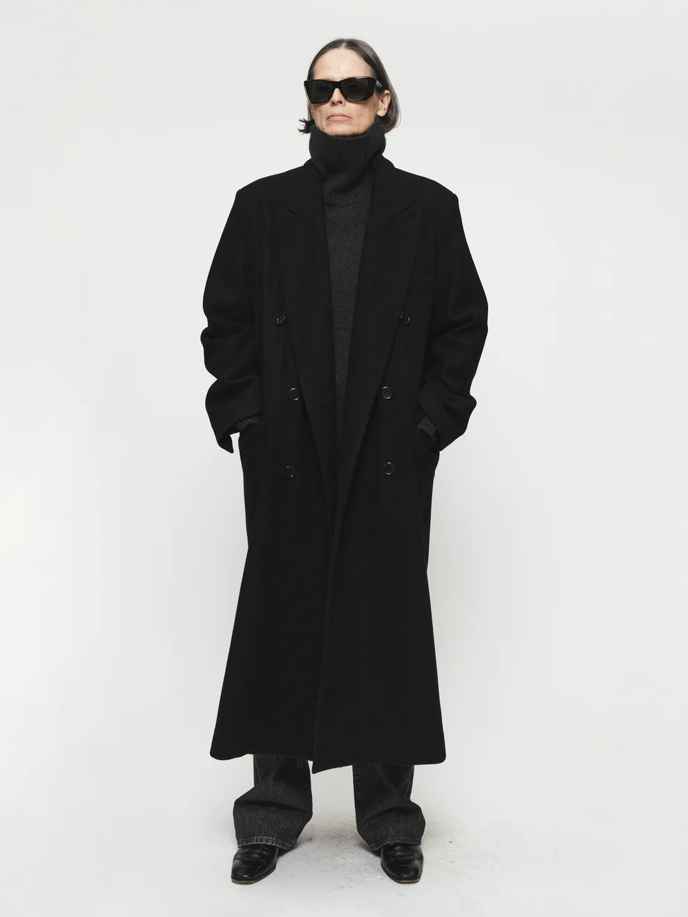 6397 TOP COAT IN BLACK