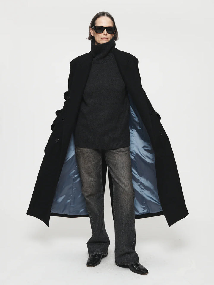 6397 TOP COAT IN BLACK