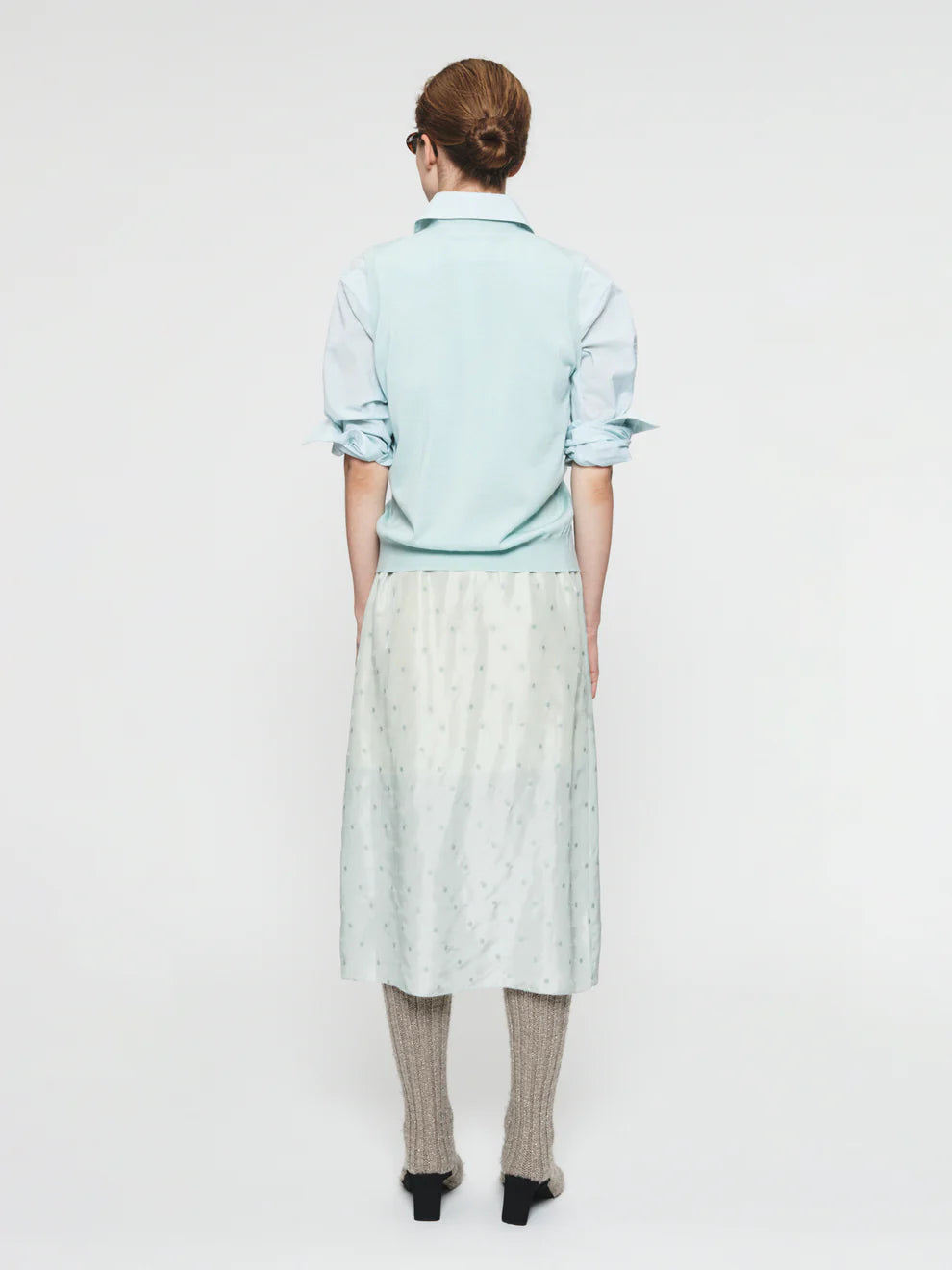 6397 BUTTON VEST