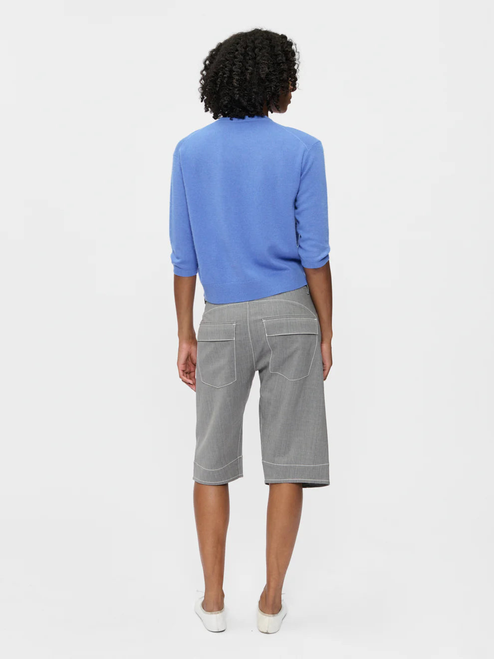 6397 ELBOW V-NECK SWEATER