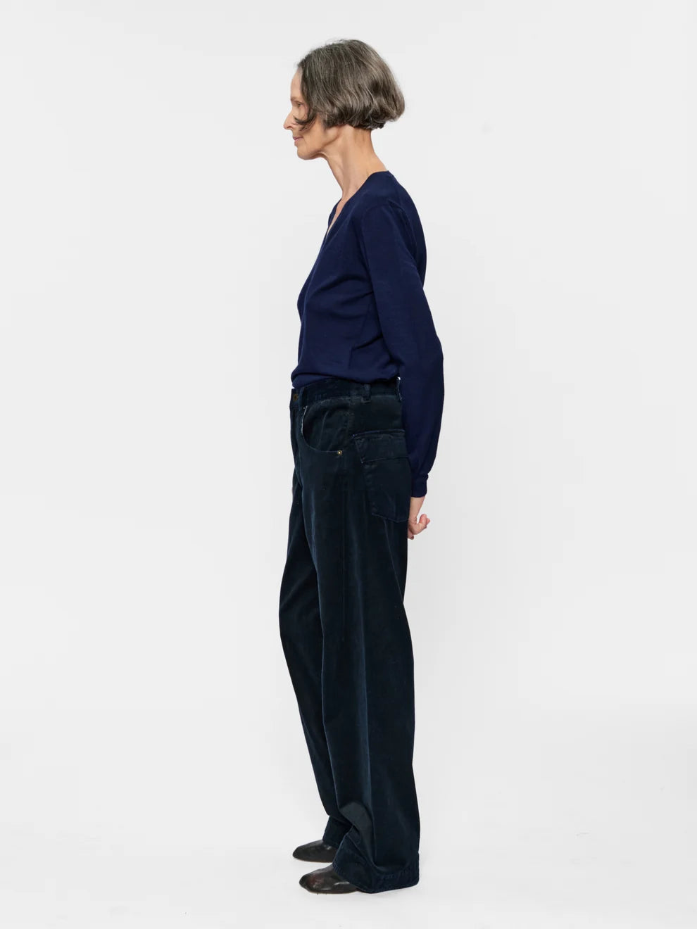 6397 Side Dart Velvet Pant in Ink Blue, product image