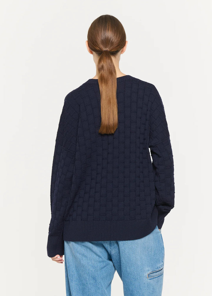 PLAN C NAVY SWEATER