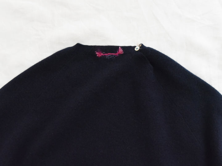 MAKIE ANTONIA ROSSI HAND-EMBROIDERED BACK BUTTON CASHMERE SWEATER