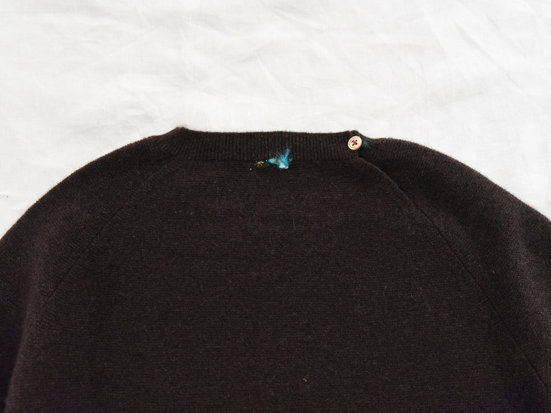 MAKIE ANTONIA ROSSI HAND-EMBROIDERED BACK BUTTON CASHMERE SWEATER