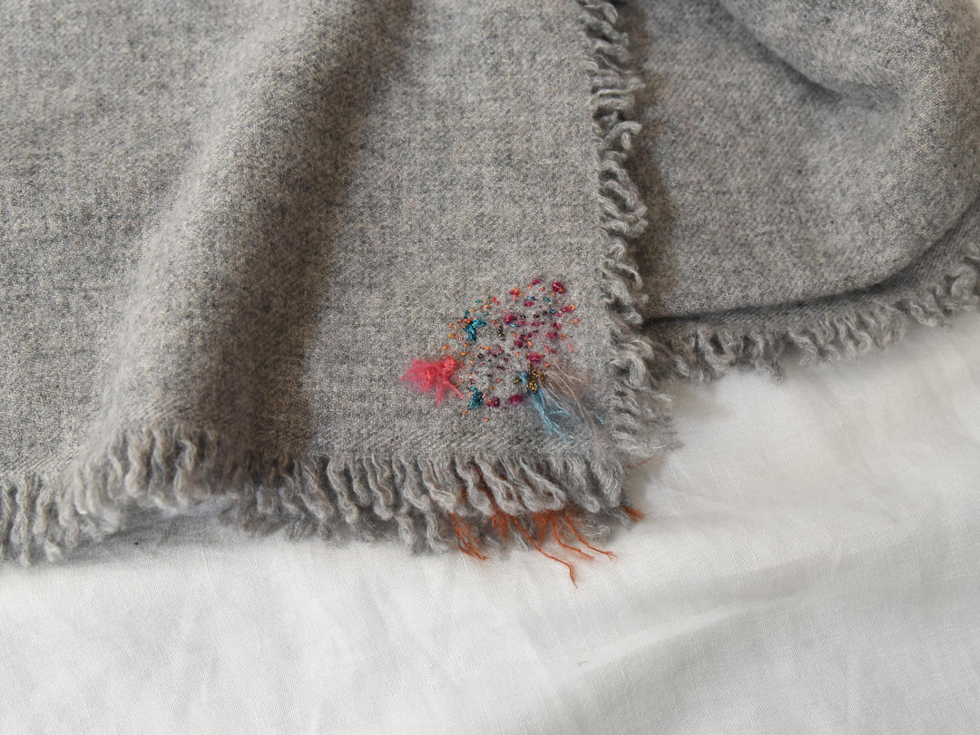 MAKIE ANTINIA ROSSI HAND-EMBROIDERED CASHMERE SCARF