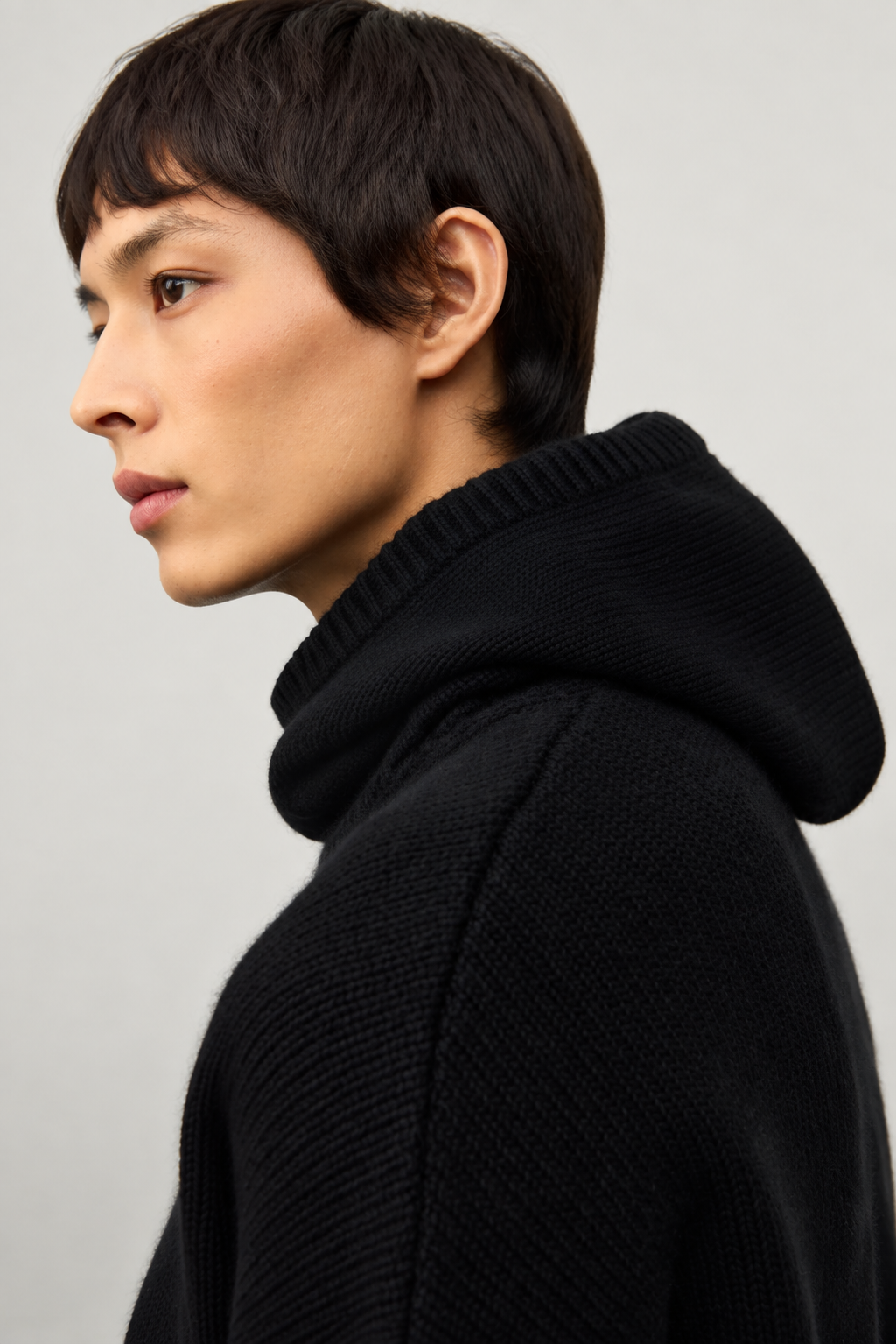 LISA YANG ASTRI BALACLAVA
