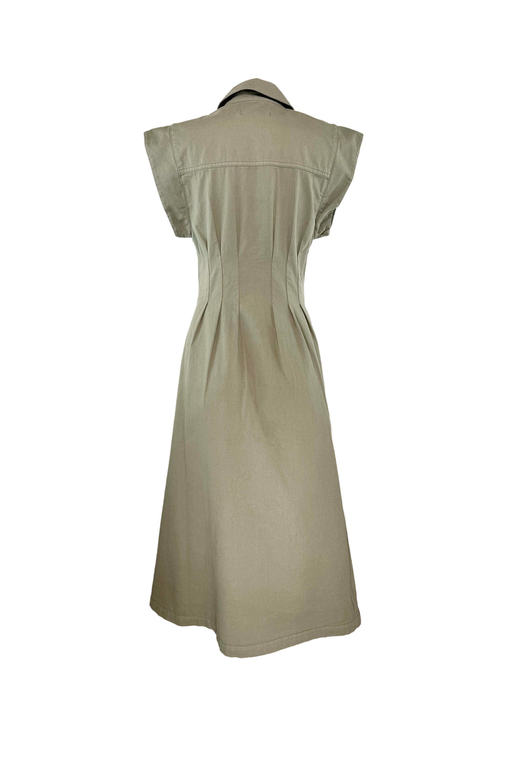 veronica beard ruben denim midi dress Our beautiful Nada is looking chic in this Veronica Beard Ruben Cotton Chambray dress, layered over a long sleeve white shirt