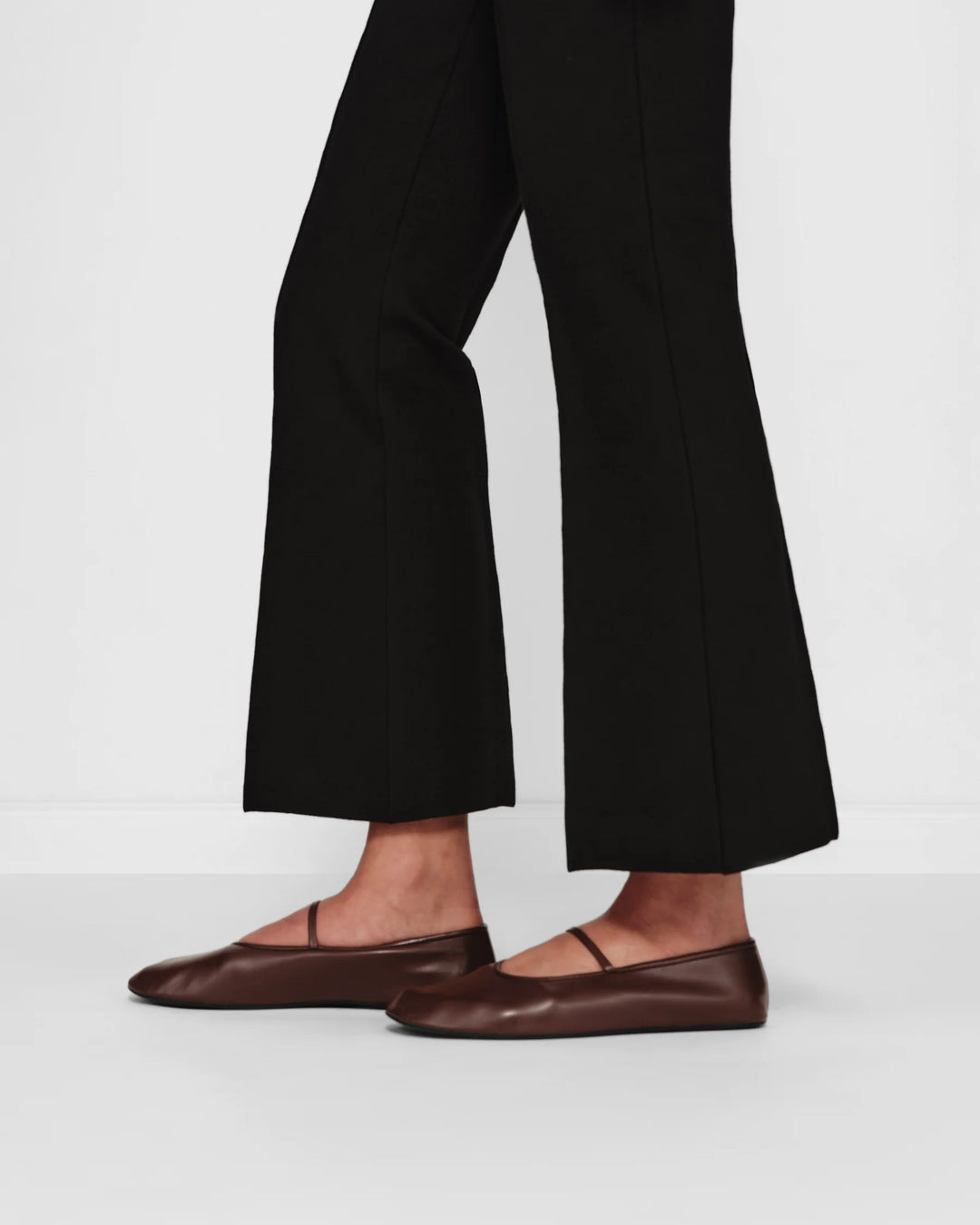 HIGH SPORT KICK PANT