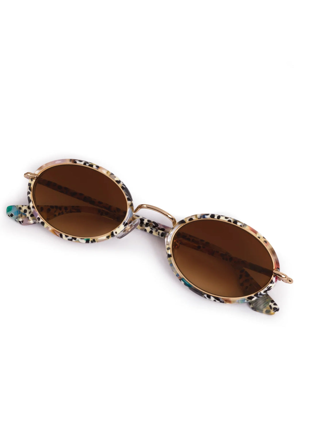 Round sunglasses with patterned frame and brown lenses on a white background