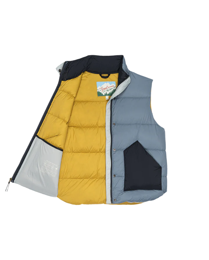 THE GREAT POLAR VEST