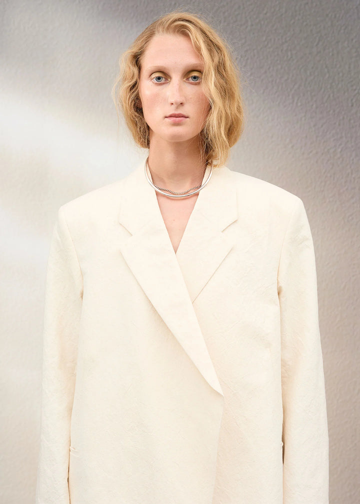 POLLUS_ORGANIC_COTTON_JACKET_OFF_WHITE_ ON_MODEL