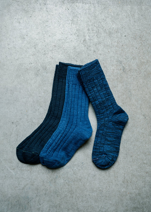 ROTOTO ORGANIC COTTON INDIGO TONE SOCKS