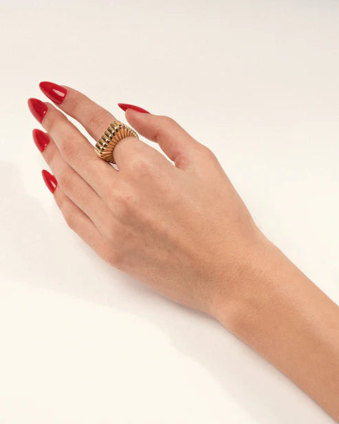 IVI GAIA SIGNET RING