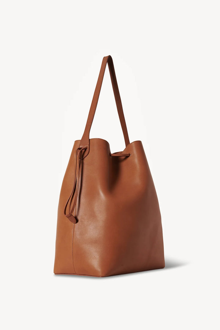 THE BELVEDERE TOTE BAG IN LEATHER