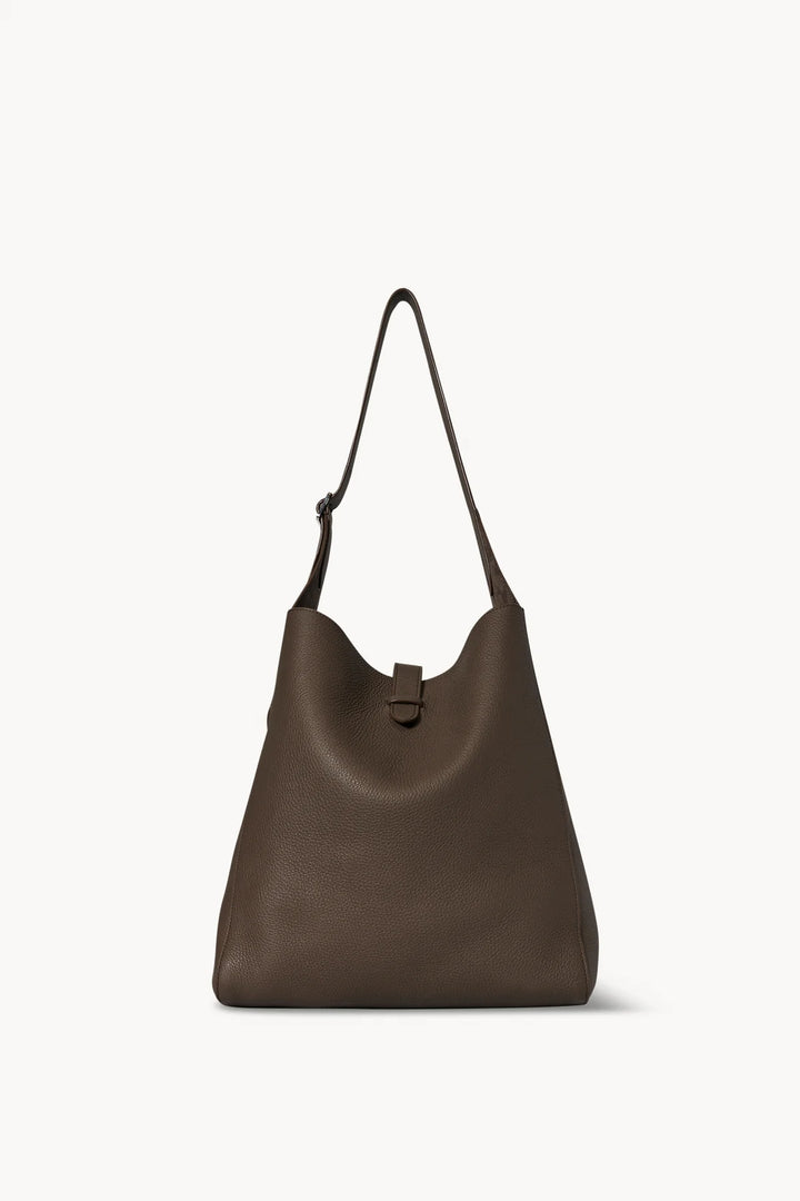 THE BLAKE HOBO BAG IN LEATHER