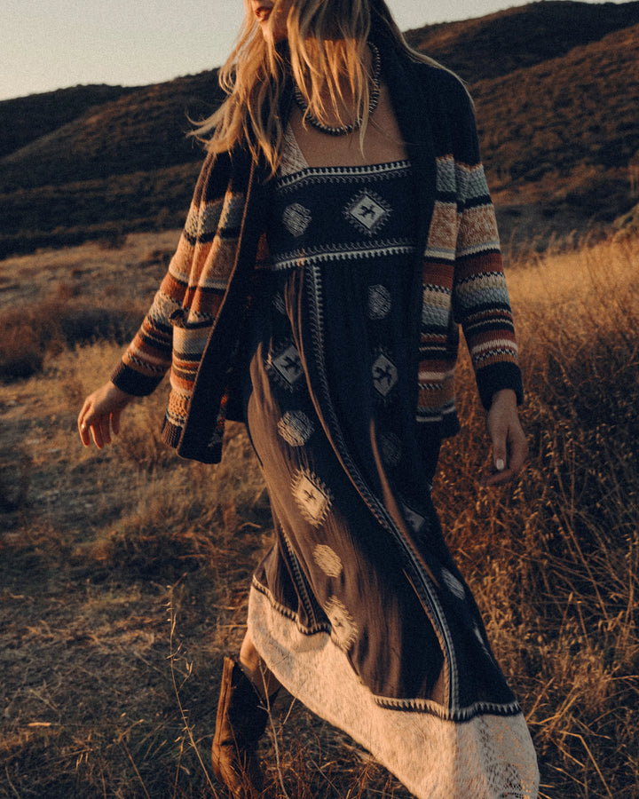 THE GREAT MOUNTAIN LODGE CARDIGAN