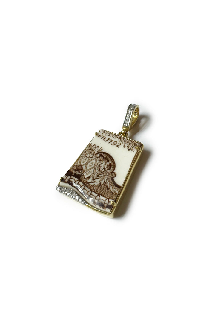 THE WOODS GINE JEWELRY PENDANT