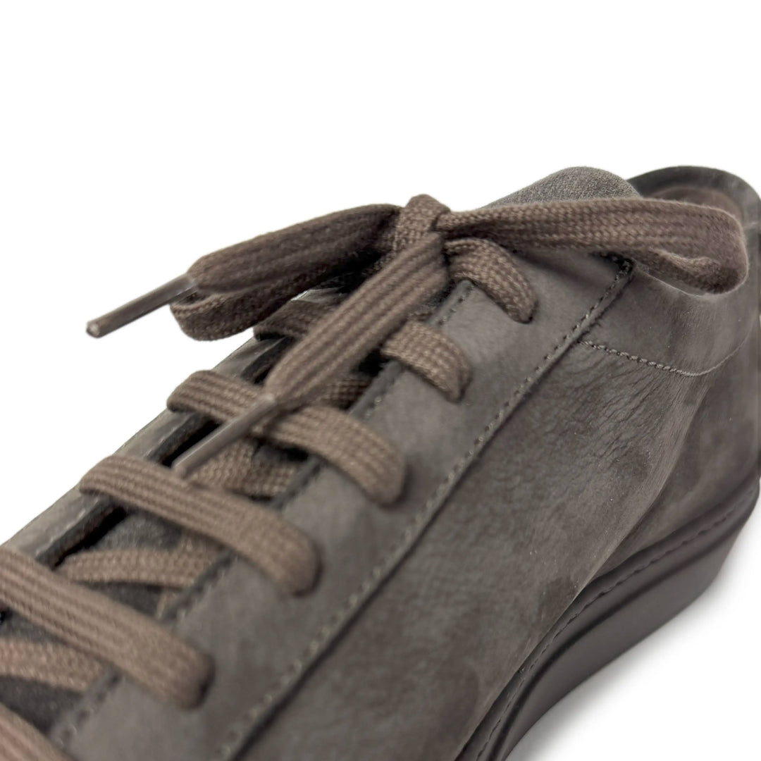 COMMON PROJECTS SUEDE ACHILLES