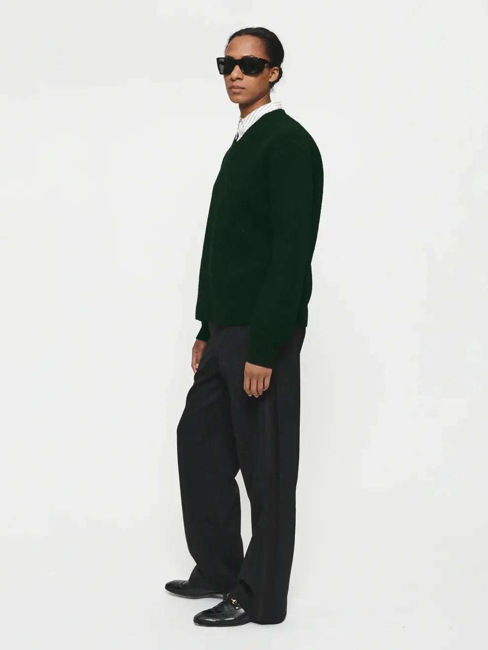 6397 ANGLED RIN V-NECK