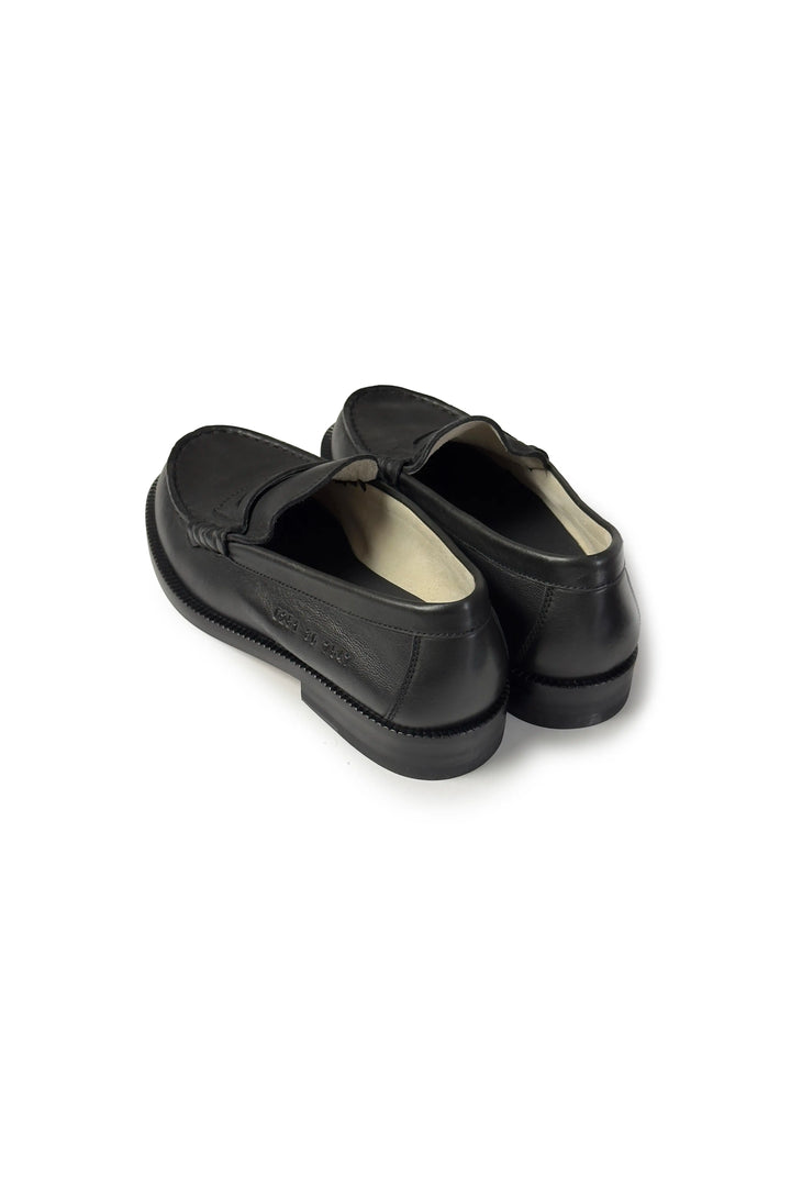 COMMON PROJECTS LEATHER LOAFER